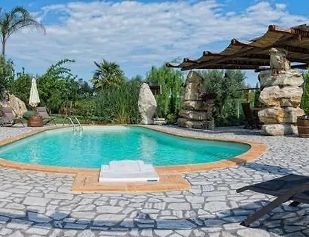 Country house Il Giardino Dei Flintstones *