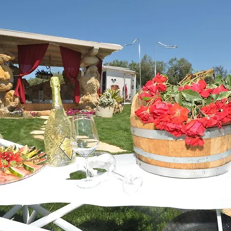 Il Giardino Dei Flintstones Gospodarstwo wiejskie *