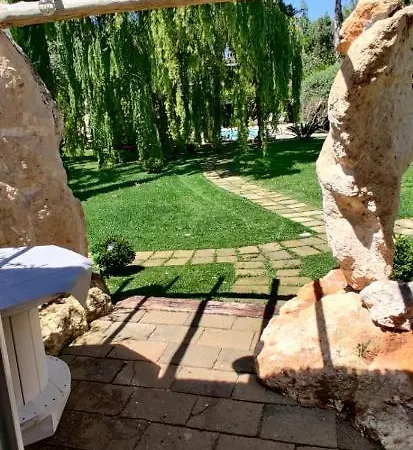 Il Giardino Dei Flintstones Cerveteri