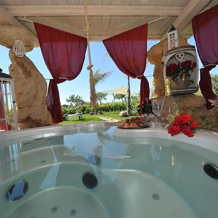 Il Giardino Dei Flintstones Country house